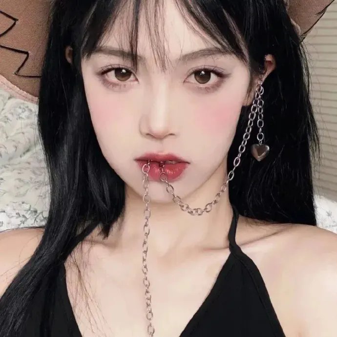 萌娃偷听万物，新爸带她打脸逆袭